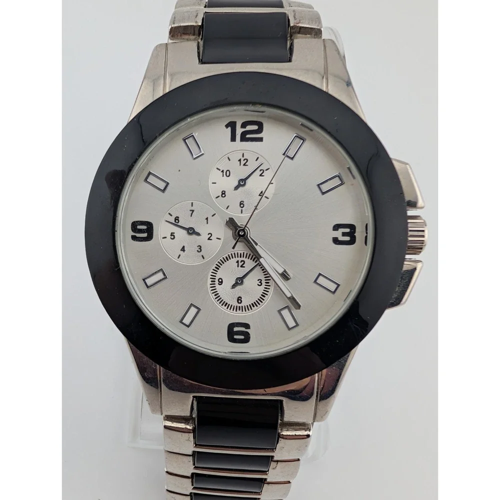 Men's Quartz Watch 39mm‎ Case Black & Silver 8